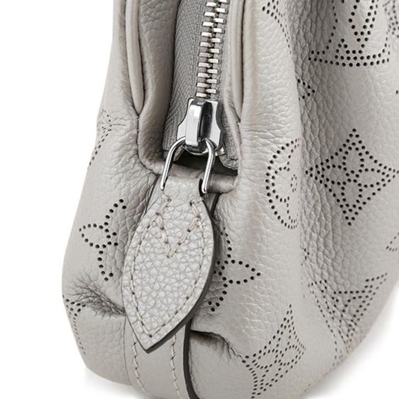 Louis Vuitton Shoulder Bag Gray Perforation Mahina Leather Trimming - Picture 8 of 9